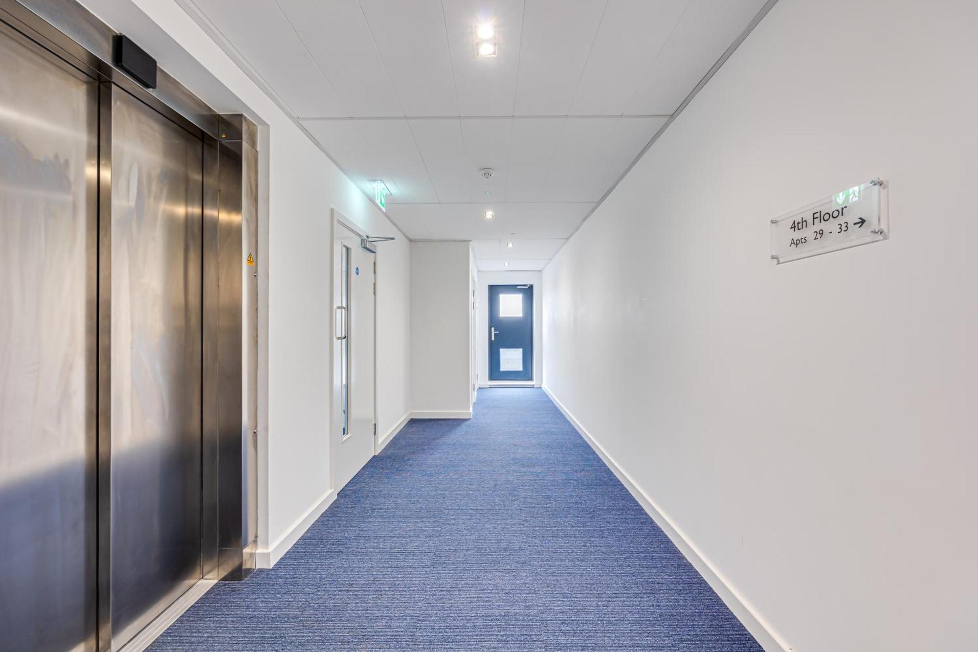 Penthouse Apartment - City Centre - Secure Parking, Balcony, Self-Check-In, Fast Wifi And Smart Tv With Netflix By Yoko Property Milton Keynes Exterior foto